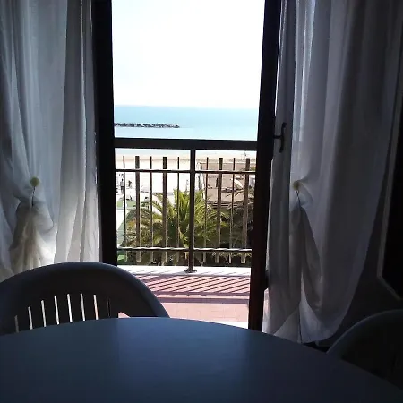 La Mouette Konukevi Porto San Giorgio