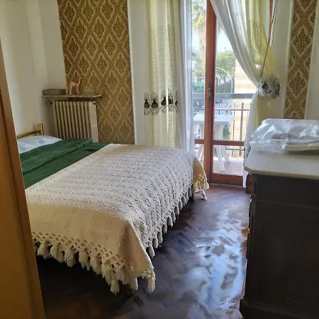 La Mouette Konukevi Porto San Giorgio